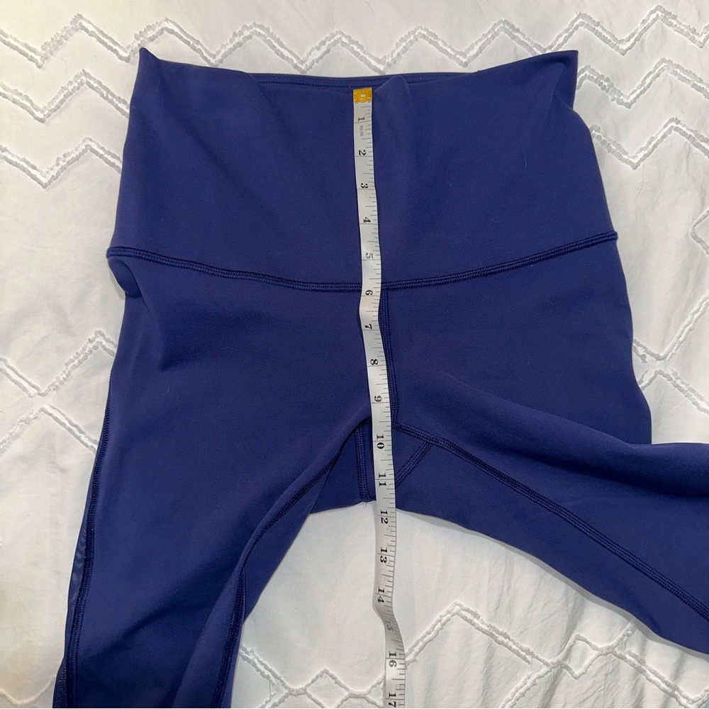 lululemon | Minimalist Crop Hero Blue High Rise Mesh Panel Criss Cross Straps 6 - Picture 15 of 16